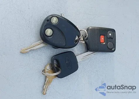 2003 Ford F-150 Lariat/Xlt из США, поврежденный, VIN 1FTRW07L63KB94824